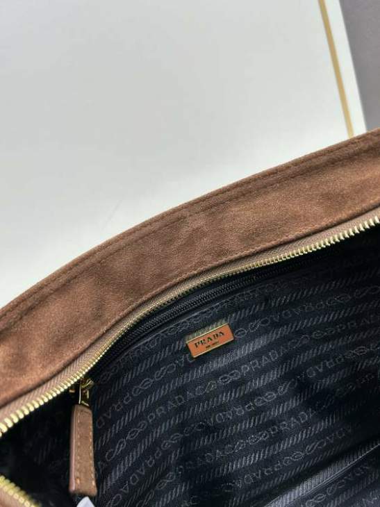 Picture of Prada Handbags _SKUfw177295760fw